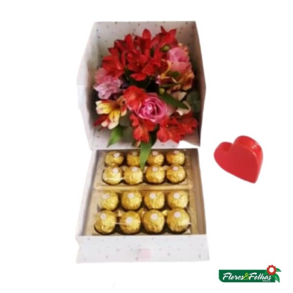 BOX LOVE; mix de flores, bombons e coração. - Image 2